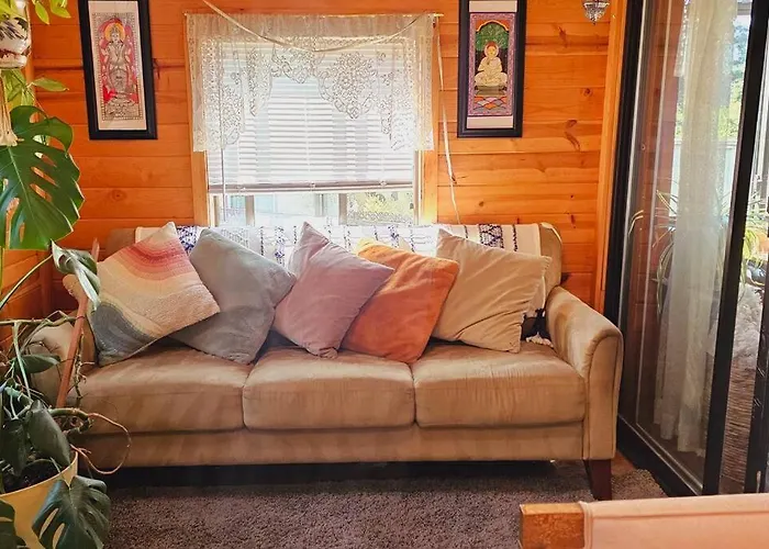 Retreat To Stella Maris Soul Spa By The Russian River